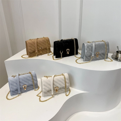 Quilted Shoulder Crossbody Bag PU Leather With Gold Chain Strap Elegant Small Square Bag Horseshoe Buckle For Women