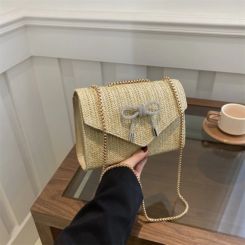 Straw Woven Shoulder Bag Rhinestone Bowknot Flap Crossbody Bag Summer Beach Style Elegant Small Square Purse For Women