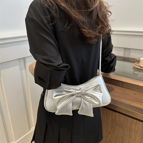 Schleife Unterarm Schultertasche Für Damen Metallic PU Leder Große Schleifen Dekor Knoten Riemen Mode Handtasche Street Style