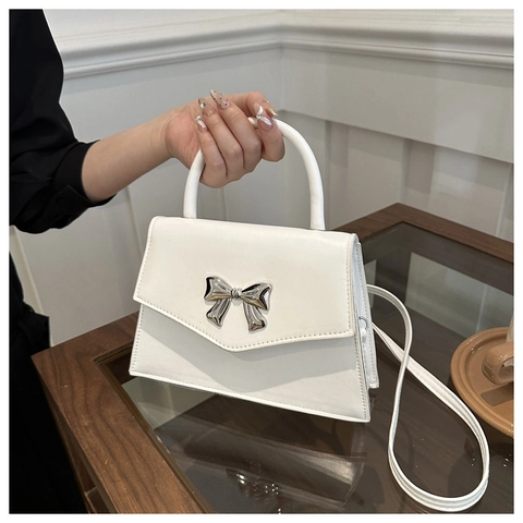 Women's PU Leather Handbag With Metal Bow Decoration Square Shoulder Crossbody Bag For Daily Commuting Elegant Lady Tote