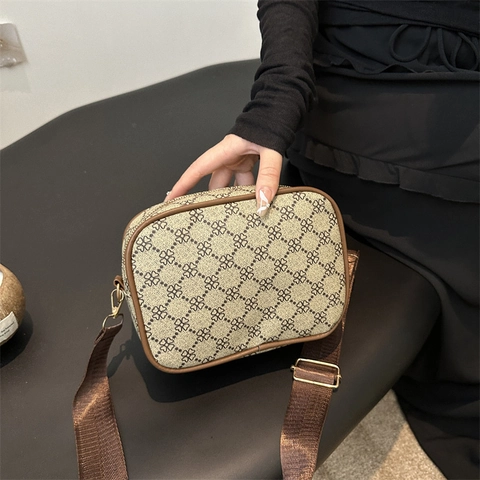 Vintage Monogram Clover Crossbody Camera Bag Wide Webbing Strap PU Leather Small Square Zippered Shoulder Bag Women