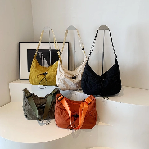 Women Large Capacity Nylon Crossbody Bag Crinkle Drawstring Crescent Hobo Shoulder Handbag For Commuting