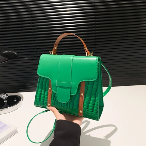 Borsa Tracolla Donna Pelle PU Motivo Coccodrillo Blocchi Colore Patta Borchie Dorate Tracolla Regolabile Vintage