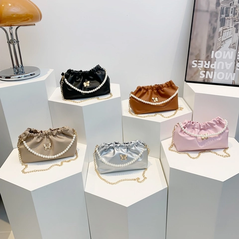 Women Pleated Cloud Shoulder Bag PU Leather Butterfly Buckle Artificial Pearl Chain Crossbody Elegant Fashion Handbag