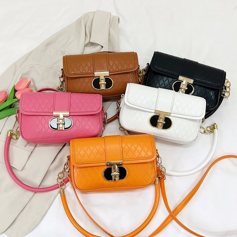 Women Fashion Underarm Bag Rhombus Quilted PU Leather Small Square Shoulder Bag Metallic Lock Elegant Urban Style