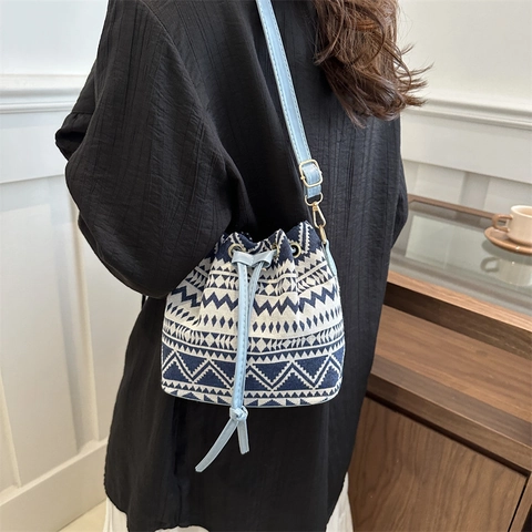 Ethnic Style Woven Fabric Drawstring Bucket Bag Retro Embroidery Floral Geometric Pattern Crossbody Shoulder Bag