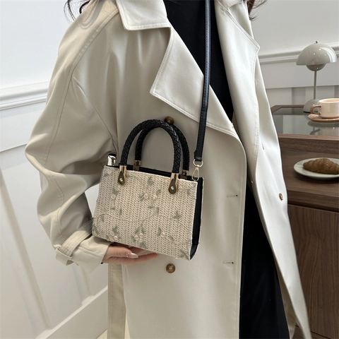 Floral Embroidery Straw Woven Handbag Small Square Crossbody Bag With Braided Handle PU Leather Strap For Women Elegant