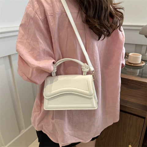 Bolso Bandolera Para Mujer Cuero PU Asa Anudada Solapa Ondulada Bolso De Mano Cuadrado Moderno Para Uso Diario
