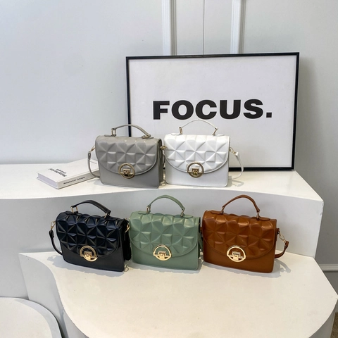 Women Retro Quilted Rhombus Crossbody Bag PU Leather 3D Geometric Texture Small Square Handbag With Gold Round Buckle