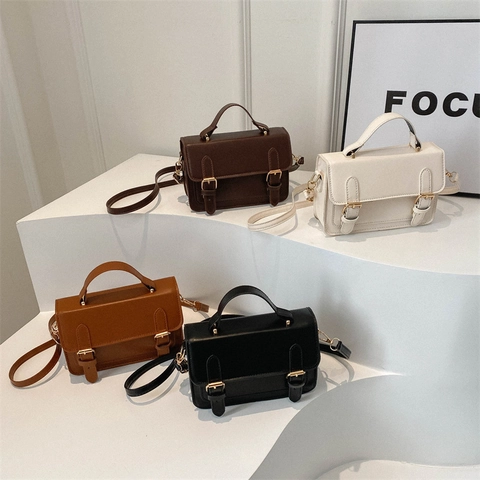 Vintage PU Leder Umhängetasche Doppel Schnalle Klappe Top Griff Verstellbarer Riemen Britischer Stil Kleine Quadratische Handtasche