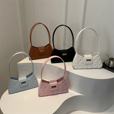 Quilted Geometric PU Leather Baguette Underarm Bag For Women Trendy French Style Solid Color Shoulder Handbag Metal Buckle