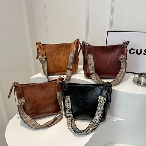 Retro PU Leather Bucket Bag With Wide Geometric Woven Strap Large Capacity Crossbody Shoulder Bag For Women
