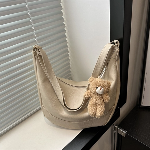 Sac À Épaule Hobo Rétro Grande Capacité Cuir PU Femmes Quotidien Style Vintage Avec Pendentif Ours En Peluche