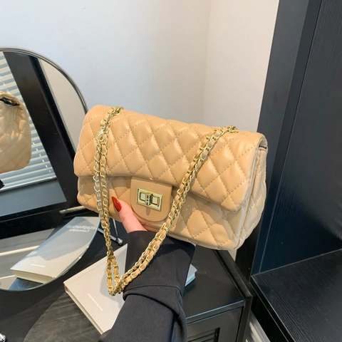 Gesteppte Schultertasche PU Leder Elegante Flip Umhängetasche Mit Goldener Metallkette Drehverschluss Mode Für Damen