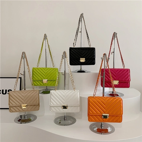 Sac À Épaule Matelassé Chevron Pour Femmes Cuir PU Chaîne Dorée Rabat Sac Bandoulière Petit Carré Mode Casual