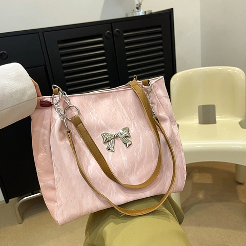Damen Schultertasche Samt Faltenstoff Metallschleife Große Kapazität Pendeln Elegante Handtasche
