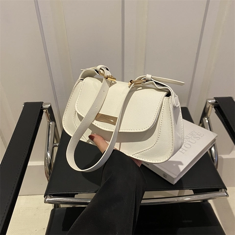 Women Underarm Shoulder Bag PU Leather Retro Commuter Style Flap Magnetic Closure Baguette Handbag Solid Color