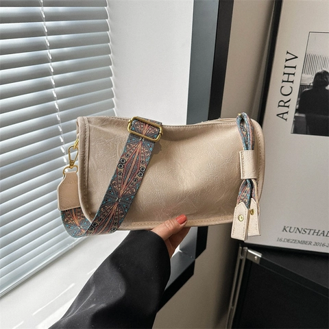 Vintage PU Leather Boston Bag Women Large Capacity Shoulder Crossbody With Ethnic Pattern Wide Strap Retro Style