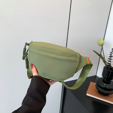 Riñonera De Nailon Color Sólido Correa Ajustable Casual Deporte Bolso De Pecho Crossbody Para Mujer Ligero Práctico