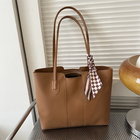 Large Capacity PU Leather Tote Bag Fashion Simple Commuter Shoulder Handbag For Women With Decorative Scarf Chic