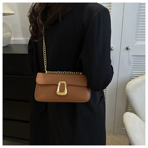 Bolso De Hombro Para Mujer De Cuero PU Con Cadena Dorada Hebilla Geométrica Color Sólido Moda