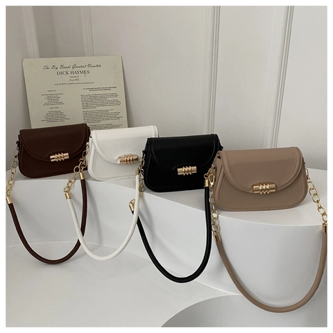 Damen PU Leder Satteltasche Retro Flap Crossbody Tasche Mit Goldener Zylinderschließe Und Kettenriemen Schlicht Elegant