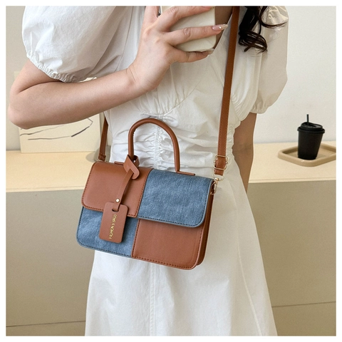 Petit Sac Carré Patchwork Color Block Cuir PU Denim Poignée Supérieure Bandoulière Tendance Commuter Crossbody Femmes