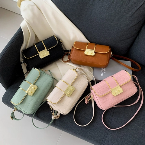 Crocodile Pattern Crossbody Bag PU Leather Golden Metal Lock Small Square Shoulder Bag Women Daily Fashion Retro