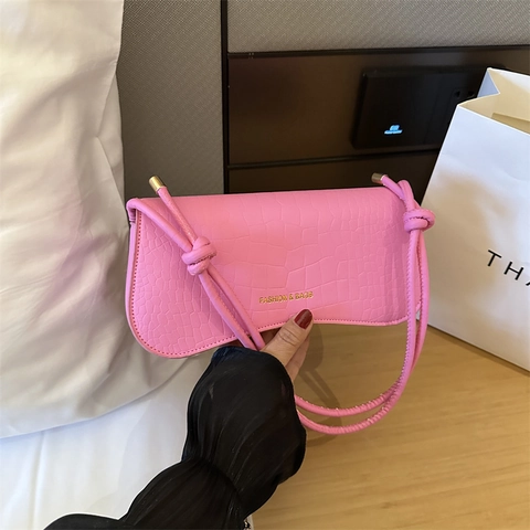 Crocodile Pattern PU Leather Underarm Bag Flap Knotted Strap Elegant Shoulder Baguette Handbag For Women