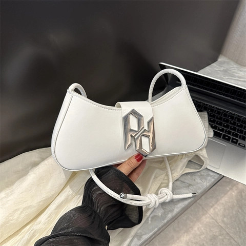 Damen PU Leder Unterachsel Umhängetasche Chic Minimalistische Baguette Tasche Mit Metall Logo Und Geknotetem Riemen