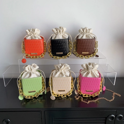 Women Mini Square Bucket Bag PU Leather Ripple Texture Drawstring Closure Chunky Gold Chain Crossbody Shoulder Bag Fashion
