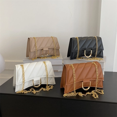 Sac À Épaule Femmes Cuir PU Matelassé Chaîne Dorée Boucle D Sac Bandoulière Élégant À La Mode Pour Dames