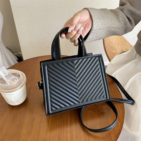 Chevron Quilted Women Handbag PU Leather Urban Fashion Top Handle Shoulder Bag With Adjustable Strap Minimalist