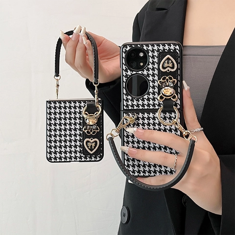 Funda Plegable Para Teléfono De Pata De Gallo Con Correa De Cuero Oso De Cristal Corazón Abalorios Carcasa Elegante