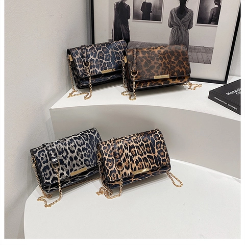 Damen Leopardenmuster PU Leder Umhängetasche Mode Metallschnalle Kette Schultertasche Kleine Quadratische Tasche Für Alltag Streetwear