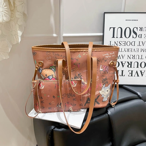 Mode Femmes Imprimé Graffiti Fourre-tout Et Pochette Ensemble Grande Capacité Sac à Épaule en Cuir PU Avec Motif d'Ours