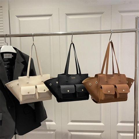Borsa Tote Grande da Donna in Pelle PU Con Doppie Tasche Frontali Borsa a Spalla Minimalista a Forma di Ala Per Pendolari