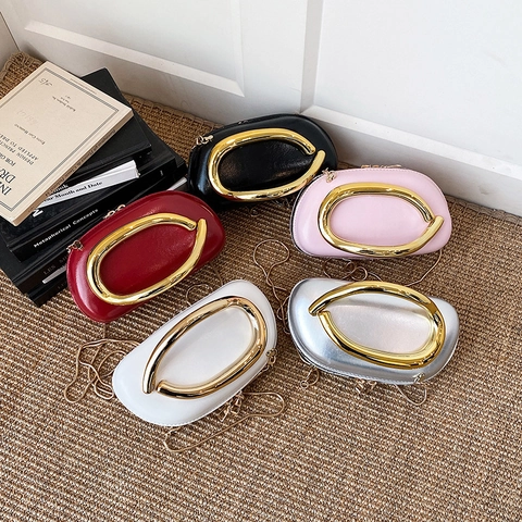 Damen PU Leder Schulter Umhängetasche Mit Großem Goldmetallgriff Oval Schicke Messenger Handtasche Für Den Alltag