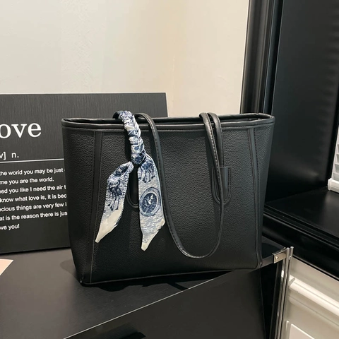 Minimalistische Tragetasche Mit Großer Kapazität PU Leder Lychee Muster Mit Satinnschal Dekor Schulterhandtasche Für Damen