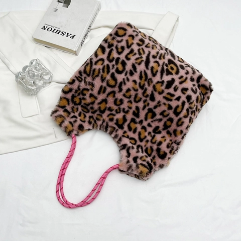 Leopard Print Plush Tote Bag Large Capacity Faux Fur Shoulder Bag Fashionable Soft Casual Autumn Winter Style For Women