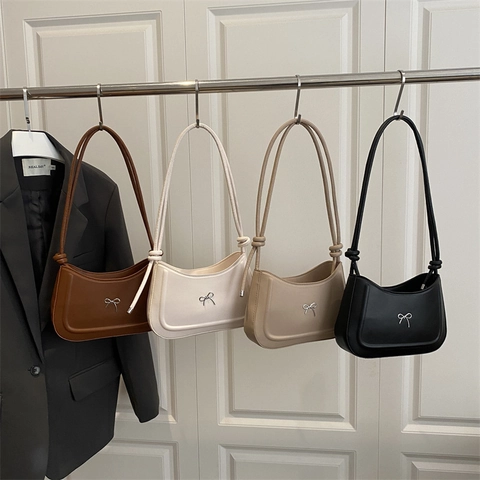 Bolso de Hombro de Cuero PU para Mujer con Lazo de Metal Trendy Bolso Hobo de Axila Color Sólido Casual Bolso Bandoulière Cuadrado