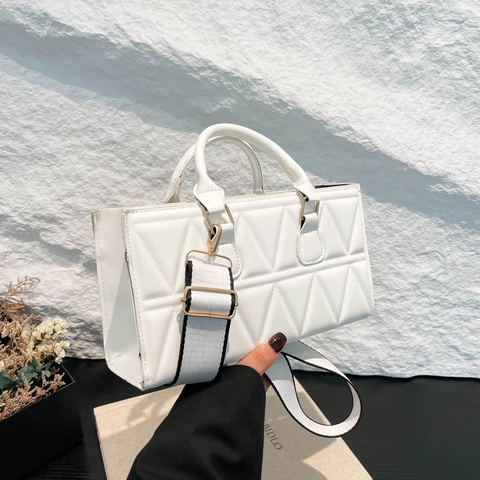Borsa A Spalla Trapuntata A Triangoli Pelle PU Borsa A Tracolla Geometrica Con Tracolla Larga Borsa A Mano Versatile Alla Moda Per Donna