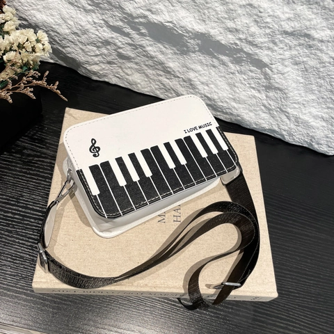 Borsa A Tracolla In Pelle PU Con Motivo Tastiera Di Pianoforte E Stampa Note Musicali Tracolla Larga Regolabile