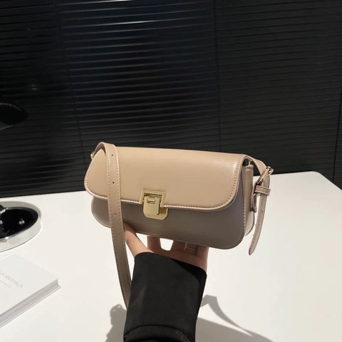 Vintage PU Leather Square Shoulder Crossbody Bag For Women With Gold Lock Buckle Simple Minimalist Underarm Flap Handbag