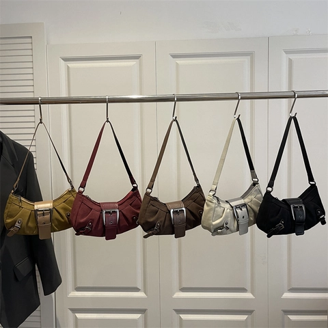 Vintage Retro Faux Suede Underarm Bag For Women Pleated Motorcycle Shoulder Bag With Large Metal Buckle Fashion Hobo Handbag