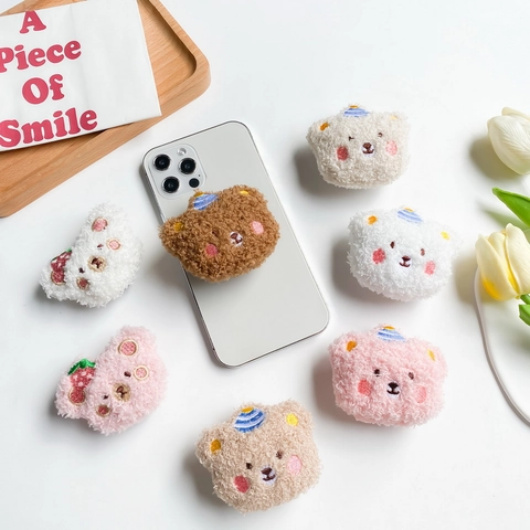Simpatico Orsetto Cartone Animato Peluche Supporto Cellulare Griptok Estensibile Impugnatura Ricamo Fragola Cappello