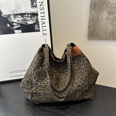 Leopard Print Canvas Tote Bag Große Kapazität Damen Umhängetasche Mit Vortasche Und Nietendetails Lässig