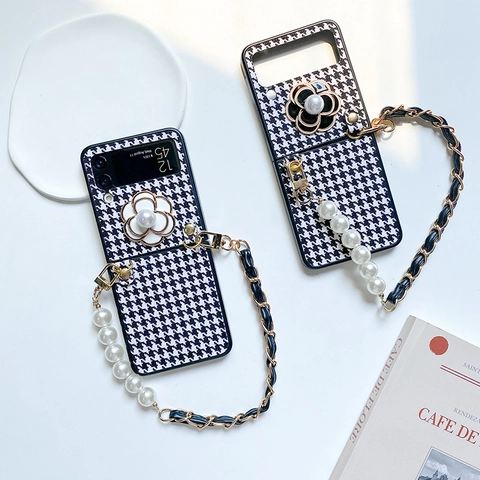 Funda Plegable Para Teléfono Con Estampado De Pata De Gallo Flor De Camelia Y Cadena De Perlas Artificiales Estilo Bolso