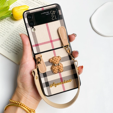 Foldable Phone Case With Quilted Bear And Plaid Pattern Leather Handle Wrist Strap Chic Protective Cover