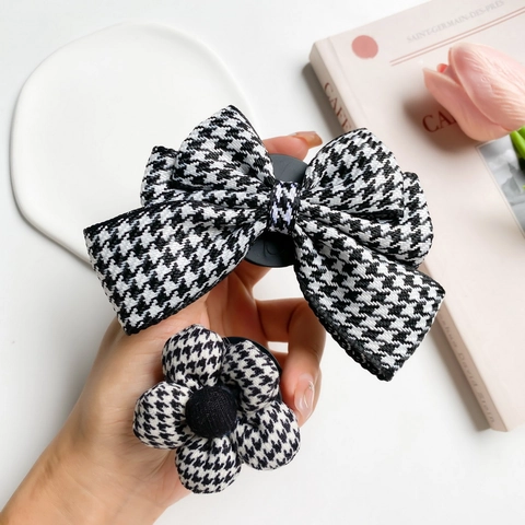 Support De Téléphone Rétractable En Tissu À Motif Pied De Poule Design Fleur Et Nœud Pour Smartphone